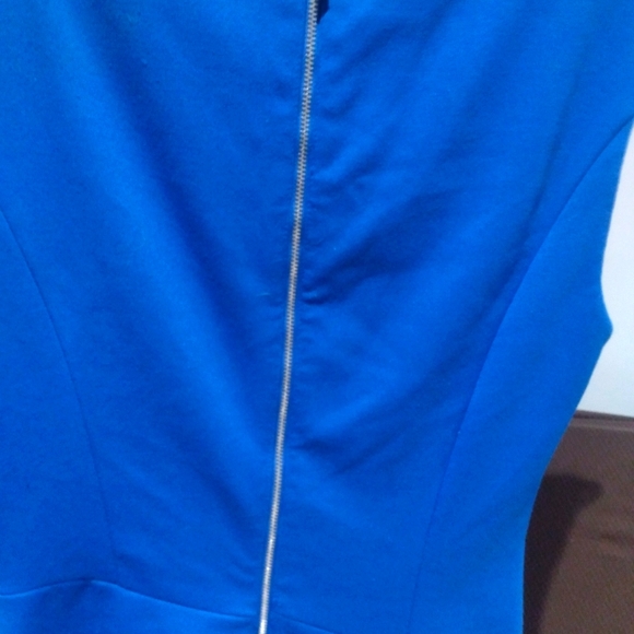 Calvin Klein - Picture 6 of 6